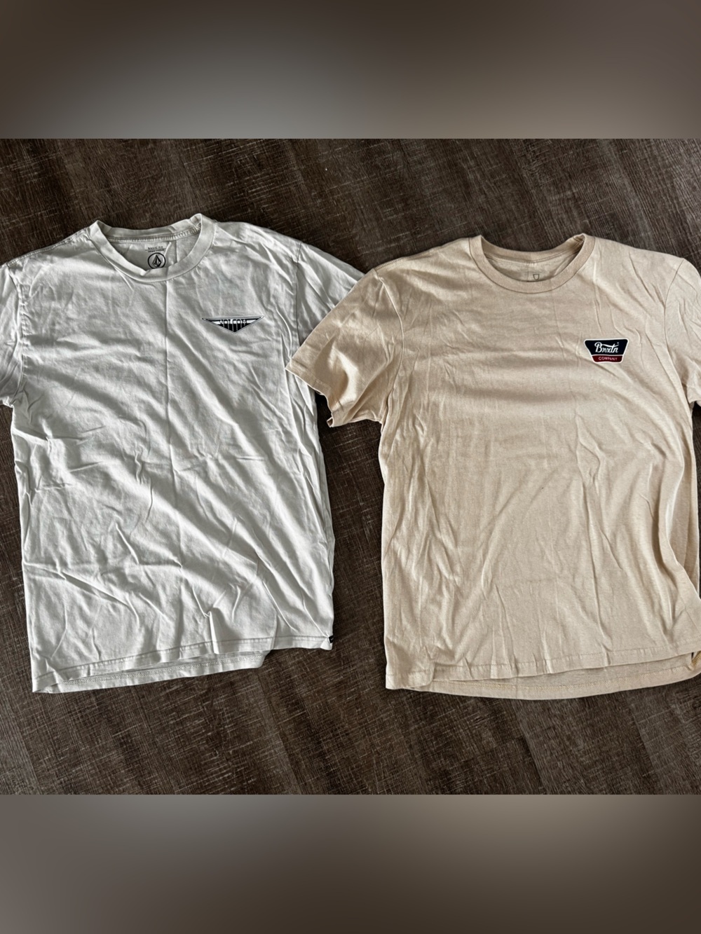 Men’s Short-Sleeve Tee in cream White and Beige - Neutral Everyday Tops